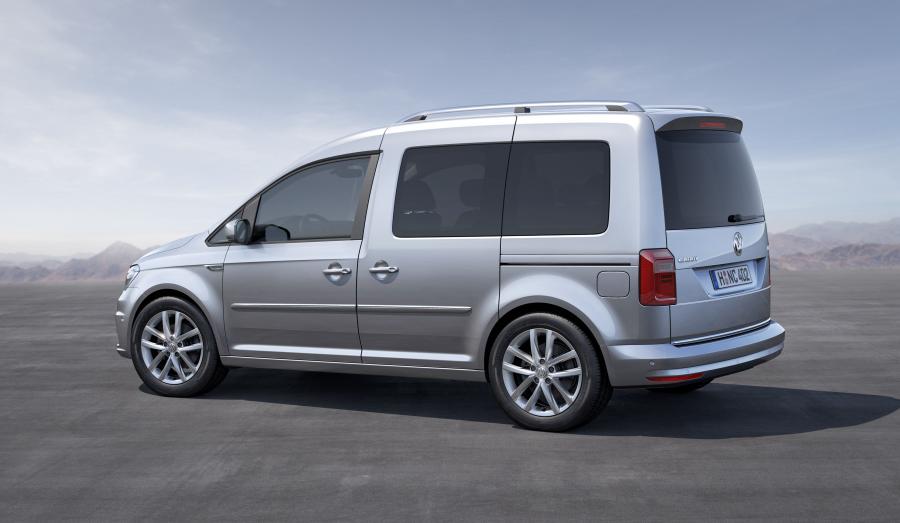  Volkswagen Caddy Highline 2015 года  (фото 2 из 19)